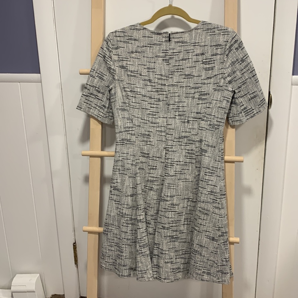 Theory fit and flare mini dress size 8 - Picture 2 of 3
